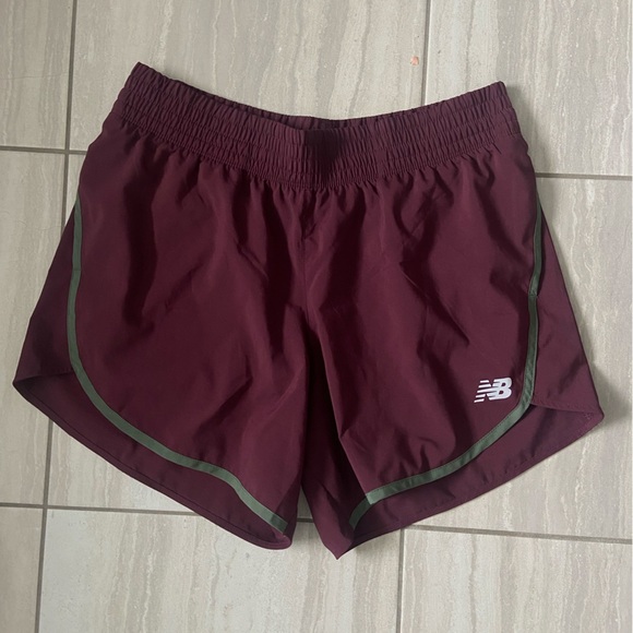 New Balance Women's Burgundy Running Shorts - Picture 1 of 4